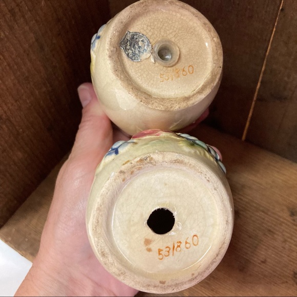 Vintage Tilso Fruit Motif Salt & Pepper Shakers - Picture 5 of 8